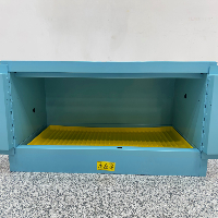 Justrite Sure-Grip EX 12 Gallon Acid and Corrosive Storage Cabinet image 2